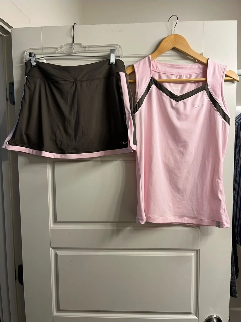Nike Dri-FIT Tennis Skirt Skort & Tank Top Set Pink Gray M